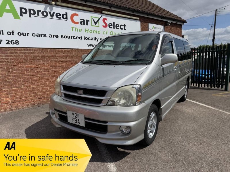 TOYOTA HIACE 2.7 PETROL AUTOMATIC 8 seats TOURING